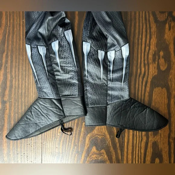 Marvel Black Panther Kids Costume - Black and Silver with Purple Accents - Picture 3 of 9
